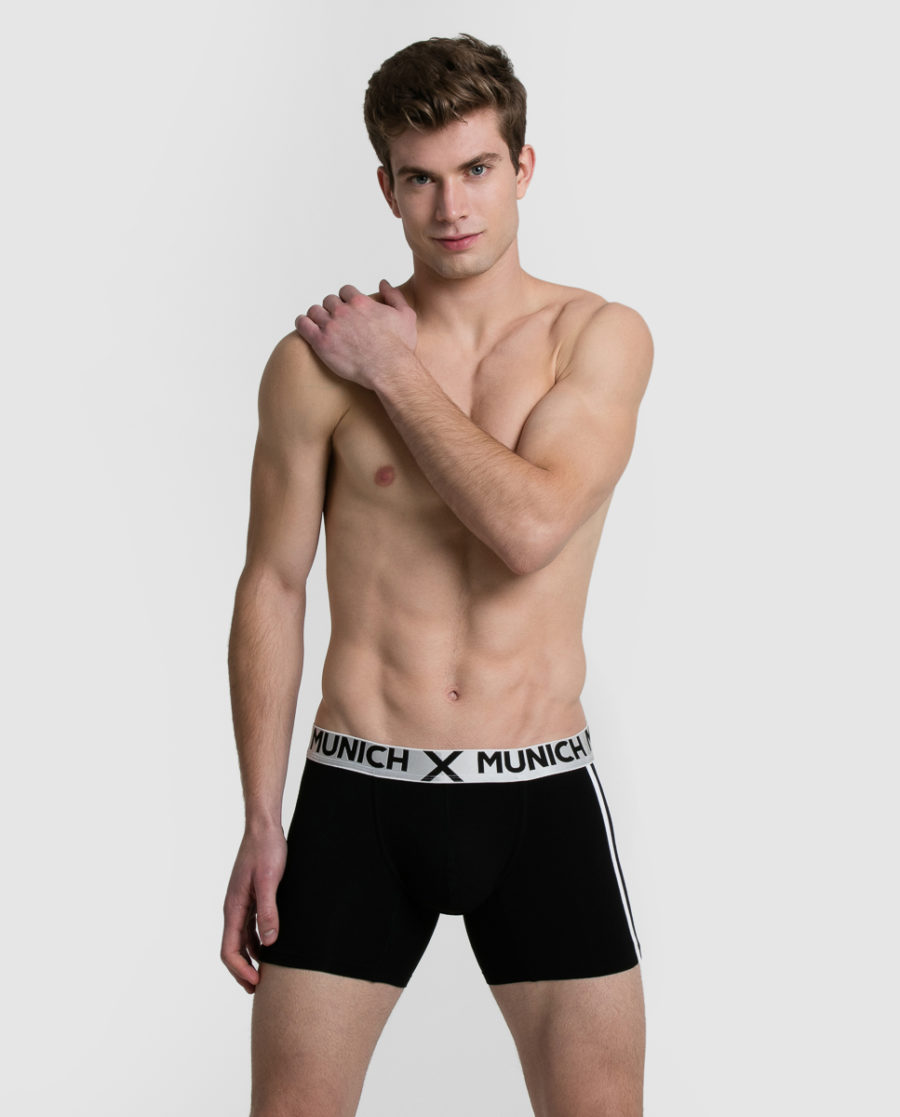 boxers-negros-con-logotipo-en-el-elastico-de-munich-blanco-front